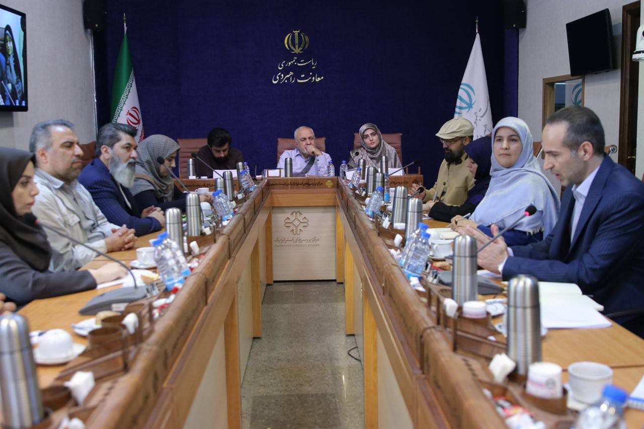 حضور دکتر خاتونی در جلسه معاونت راهبردی ریاست جمهوری و طرح مسائل کلان ورزش کشور